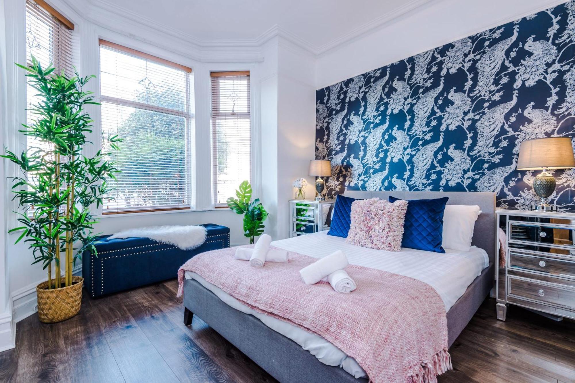 מנצ'סטר R&R At A Character Victorian Home מראה חיצוני תמונה
